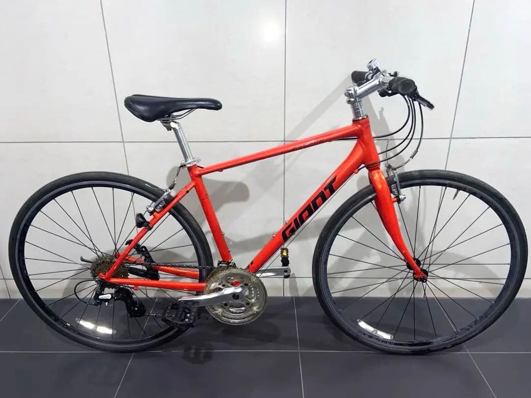 高年式！GIANT escape R3クロスバイク　ジャイアント　エスケープrx