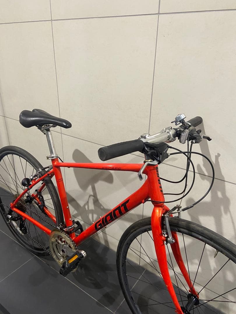 高年式！GIANT escape R3クロスバイク　ジャイアント　エスケープrx