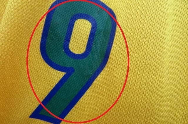 9番ロナウド 98年 ブラジル代表　NIKEナイキ　UK英国製　半袖ユニフォーム