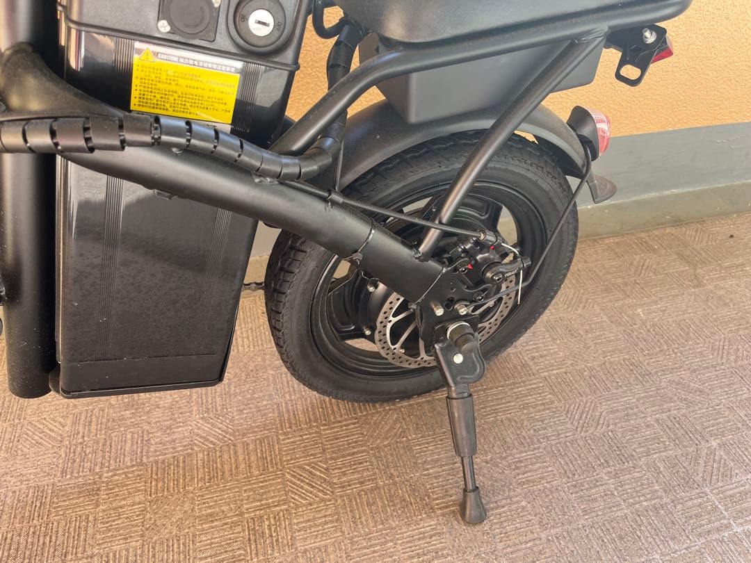 電動アシスト自転車 ブラック 小型タイヤ