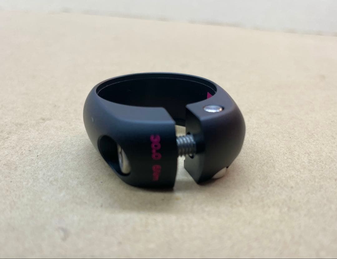 CHRIS KING シートクランプ ブラック/ピンク 30mm Black