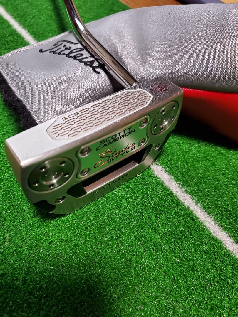 スコッティキャメロン　スタジオスタイル　ファストバック　2025