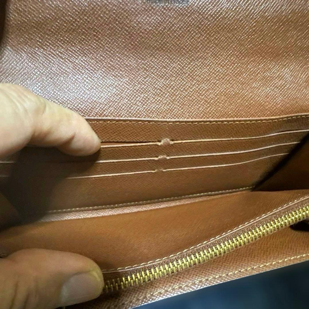 ⑧☆美品♪カード10枚タイプ☆サラ長財布