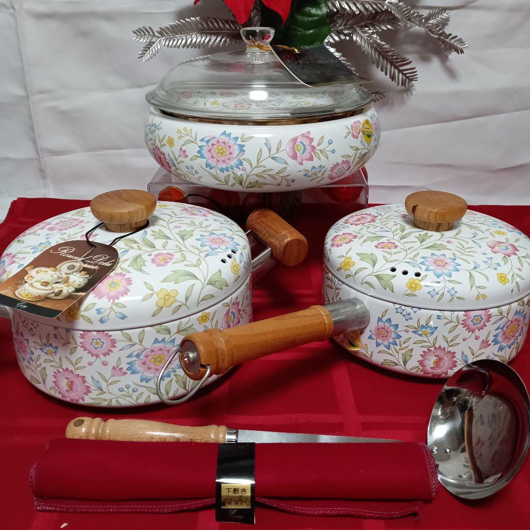 未使用品 EJIRY エジリー 花柄ホーロー鍋セット 大中小 おたま付き