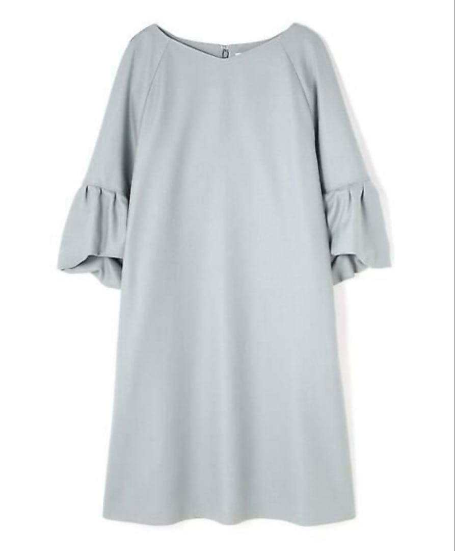 【値下げ　美品】アドーア　ウールアムンゼンワンピース　サイズ36 水色