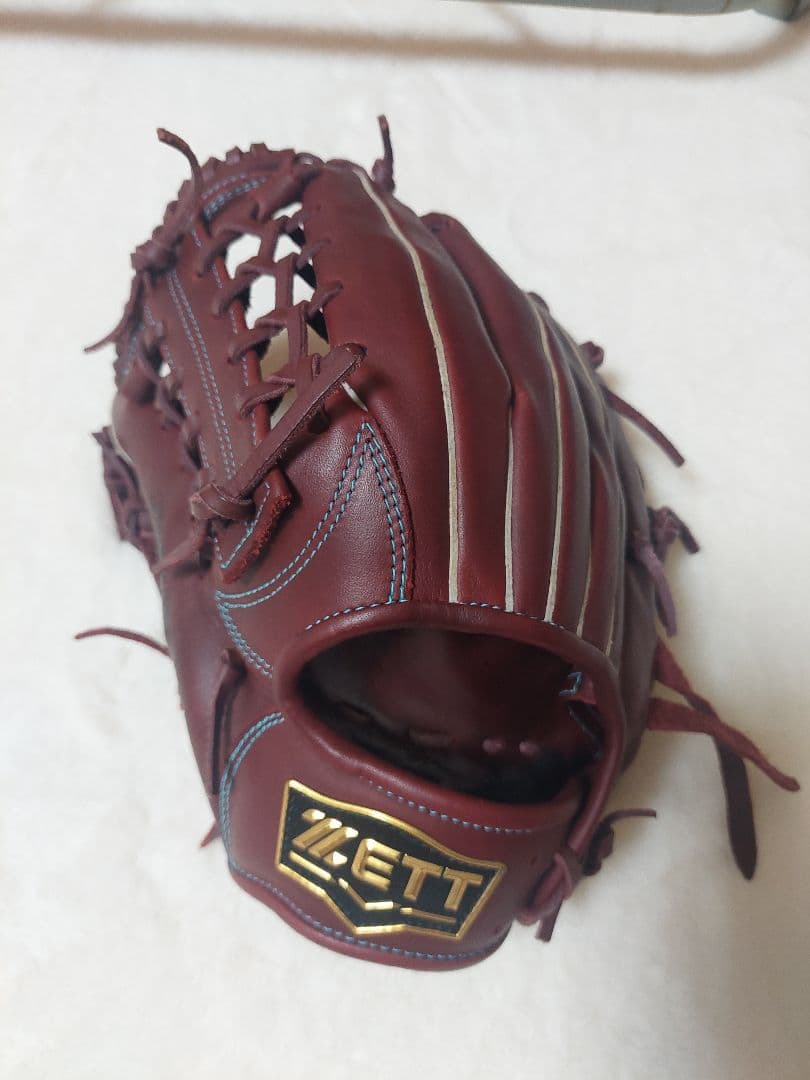 ZETT ー 軟式グローブ左利き用 型式ZETT-BRGB35230