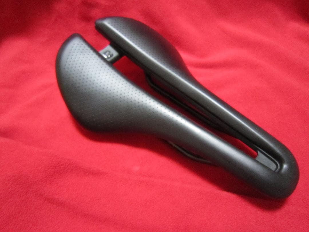 ★美品 ボントレガー アイオロス エリート サドル145mm