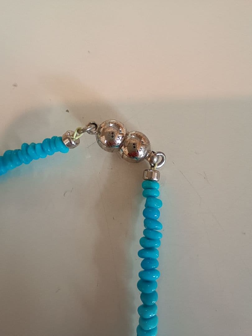 ターコイズブルー ビーズブレスレット