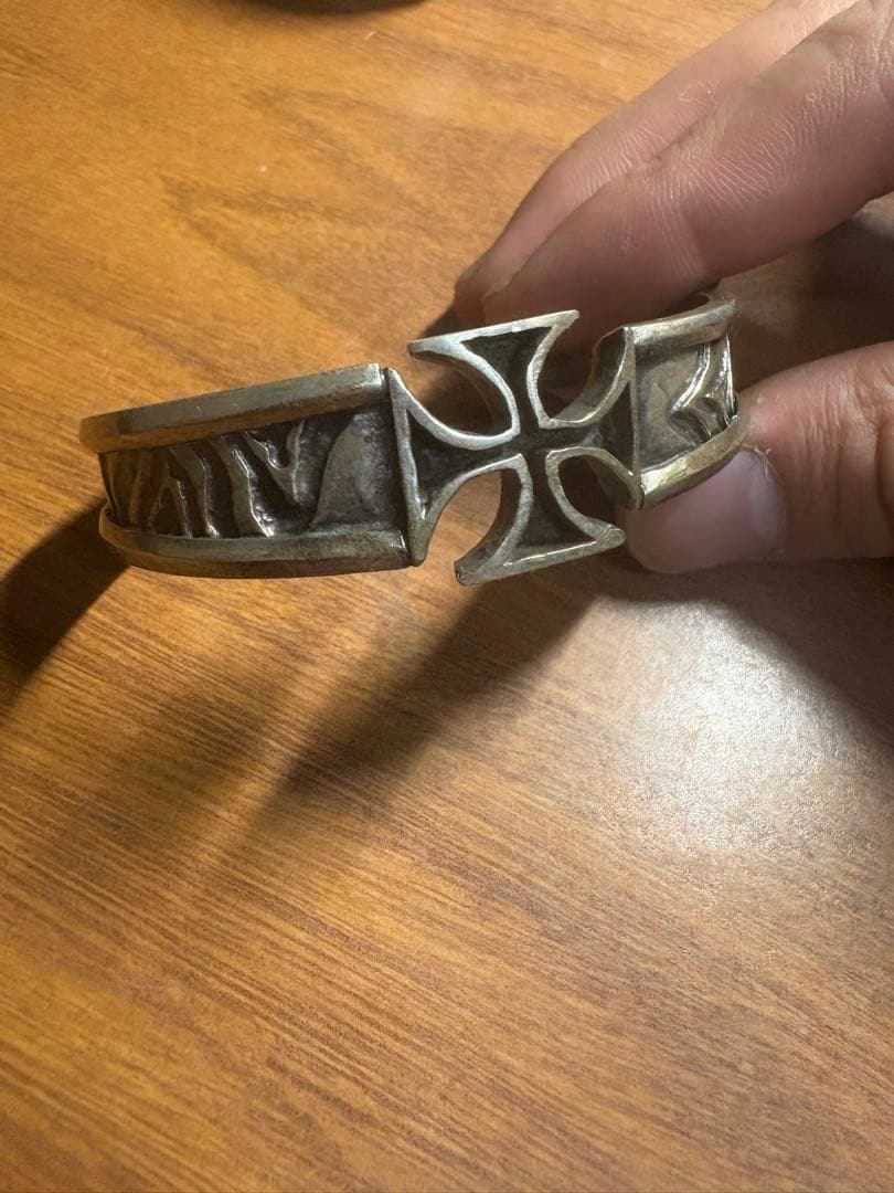 アクセサリー iron cross bangle