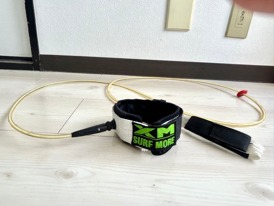 ロストサーフボード5'8 Outcat（フィン＋リーシュ+ケース）