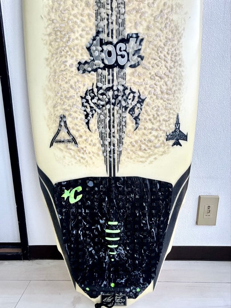 ロストサーフボード5'8 Outcat（フィン＋リーシュ+ケース）