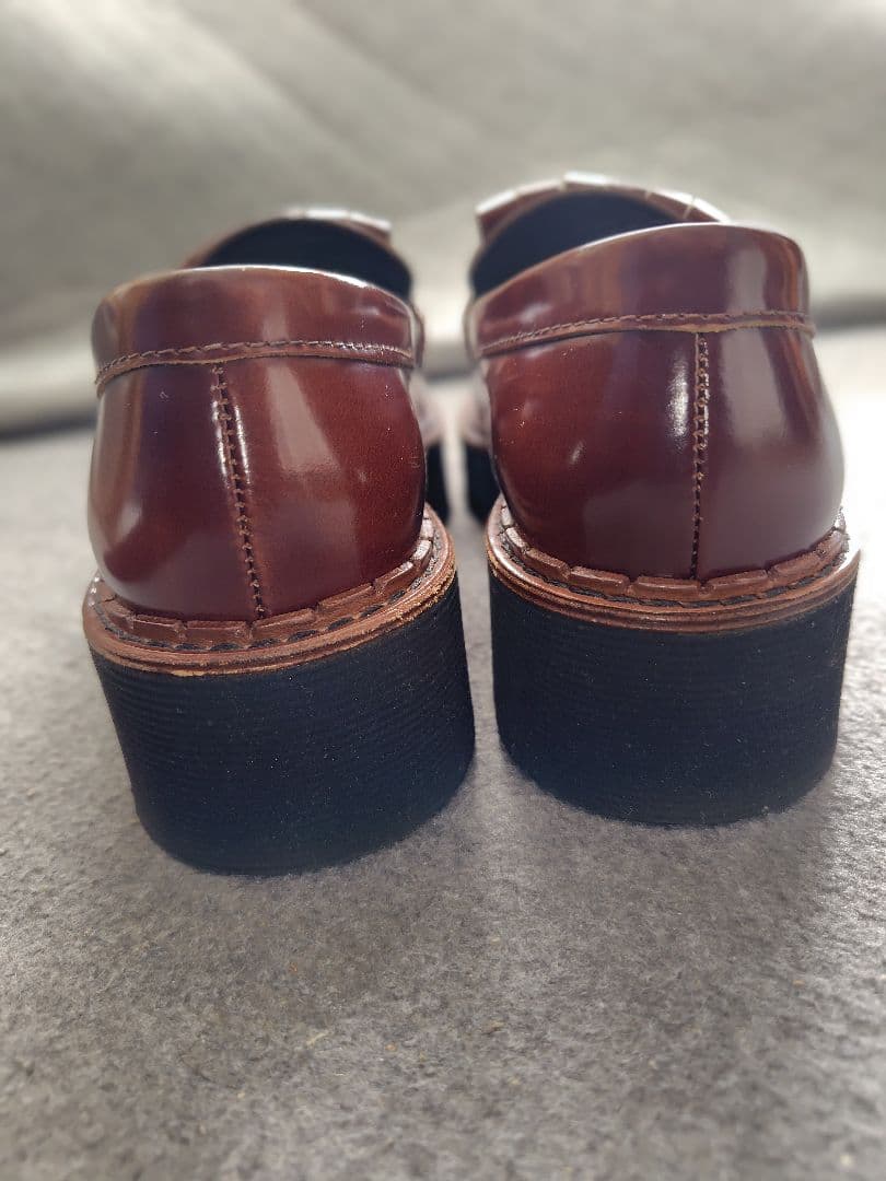 【美品】TOD'S 茶色厚底ローファー タッセル付き 37.5