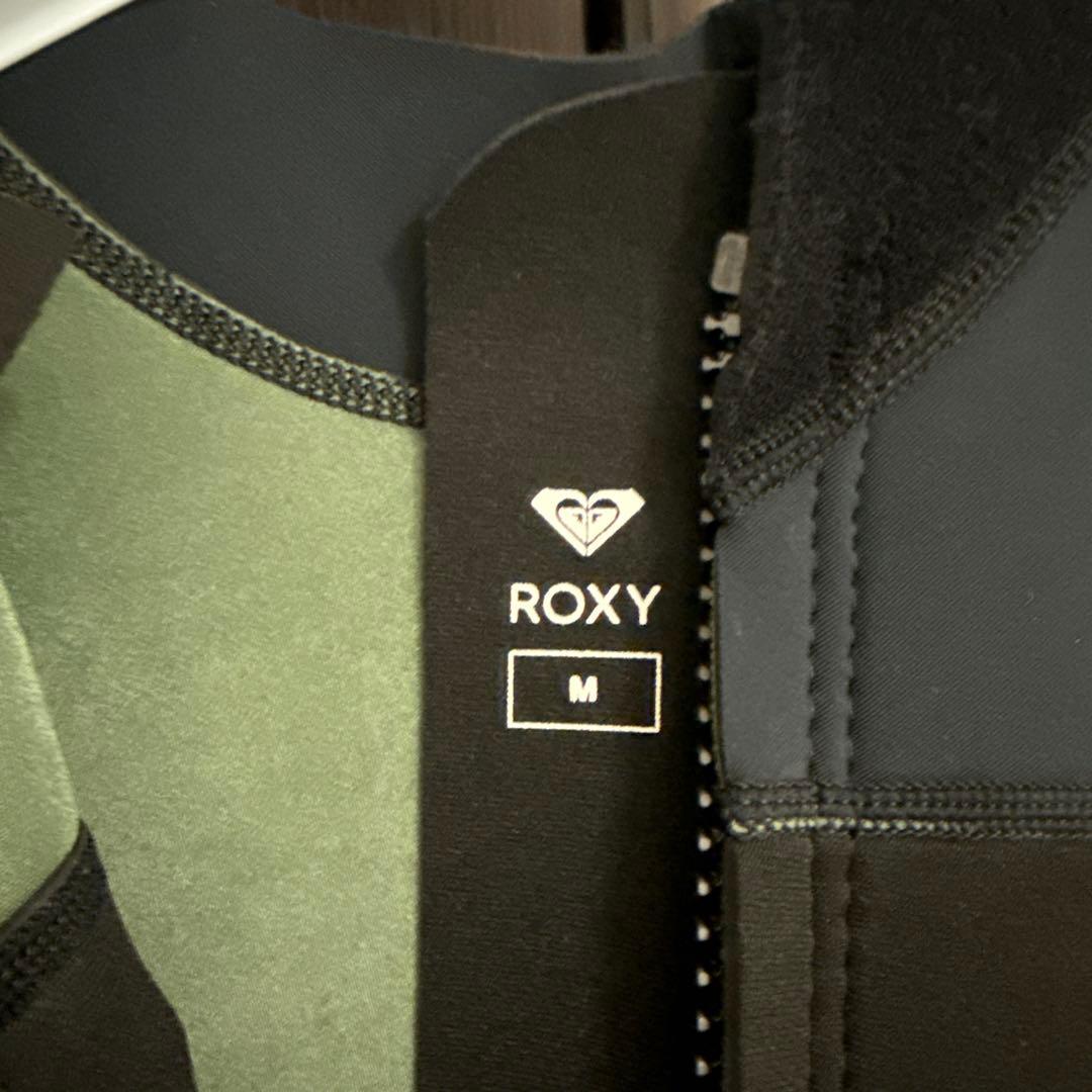 ROXY フラワーパターン フルスーツ