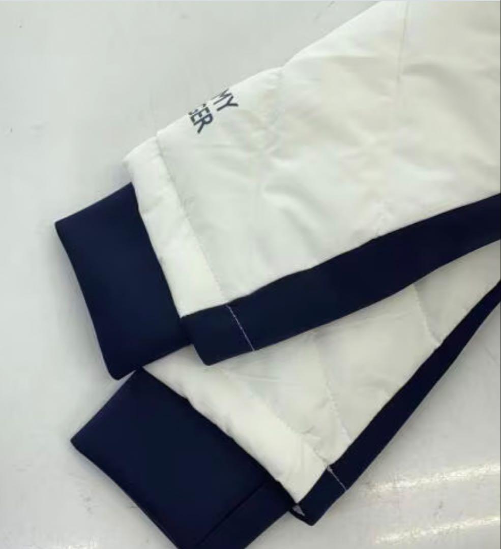   ホワイト ダウンジャケット M