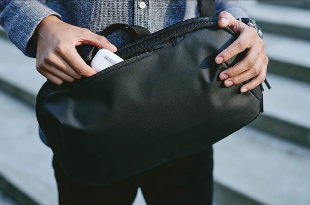 【新品同様】Aer エアー Tech Sling 2 ボディ バッグ ブラック