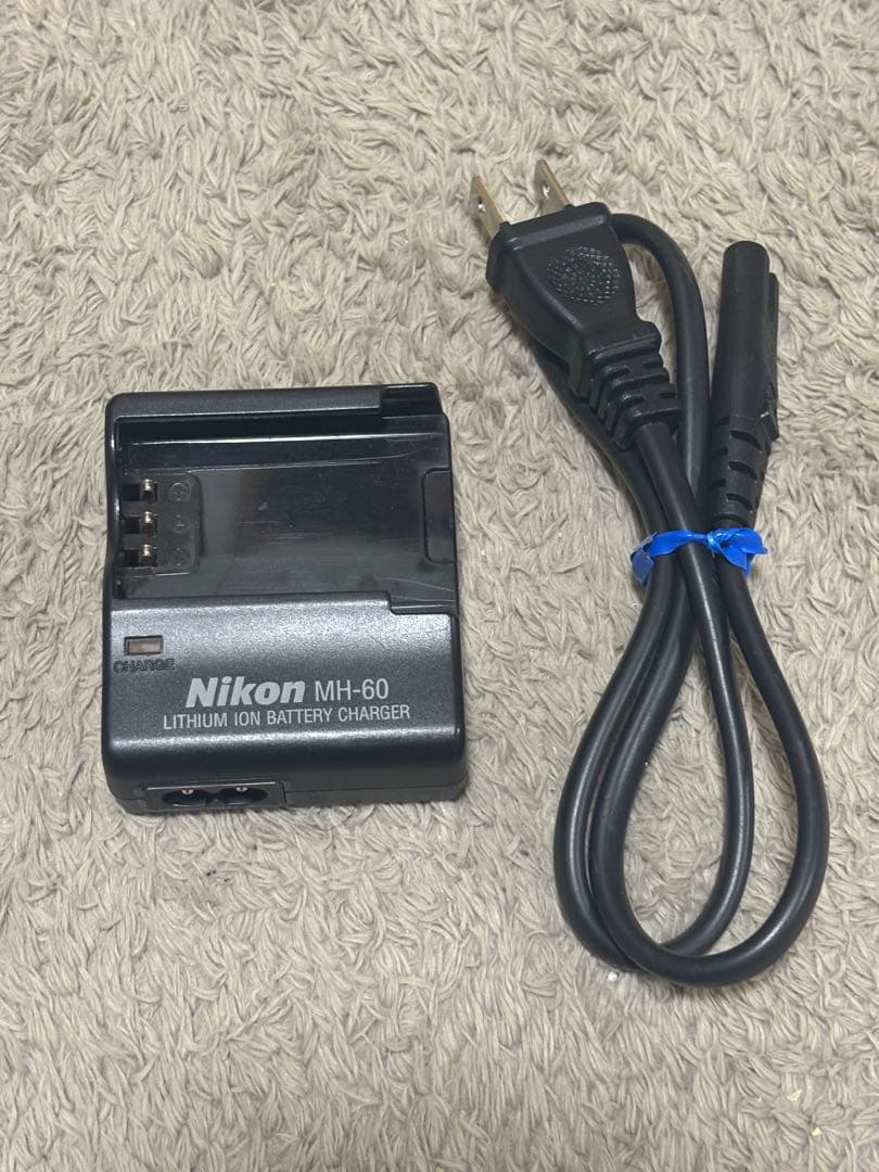 デジカメ Nikon COOLPIX3500　コンデジ