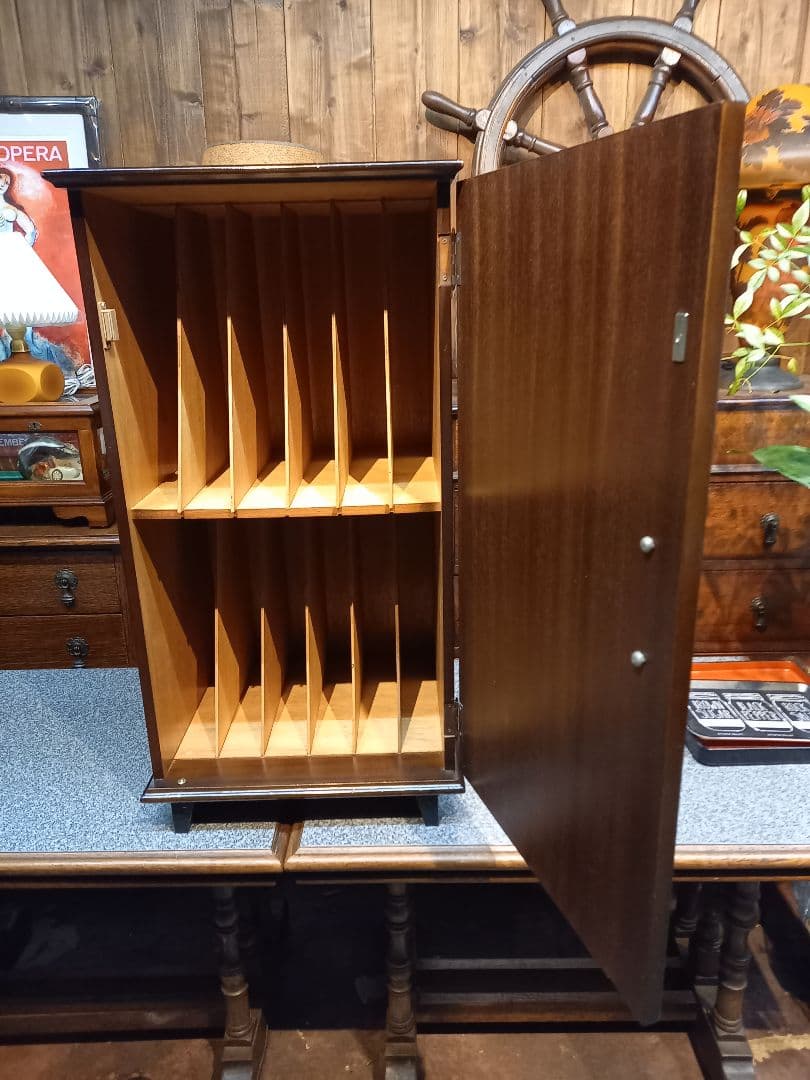 1960's　美品　チーク　突板　カッパーハンドル　レコード　キャビネット