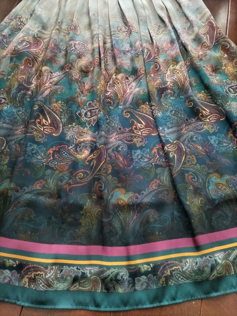 alba Rossa ペイズリー柄 フレアスカート 新品未使用