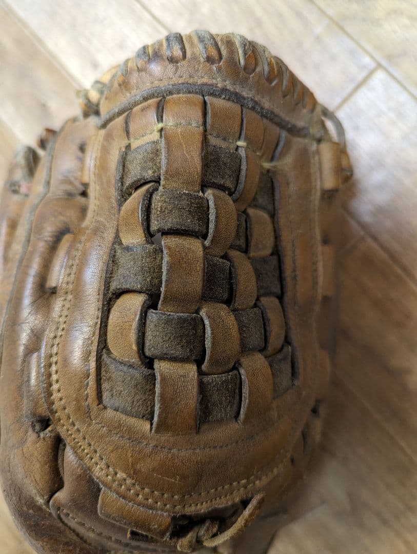 MIZUNO　ビンテージ硬式グローブ　WORLD WIN