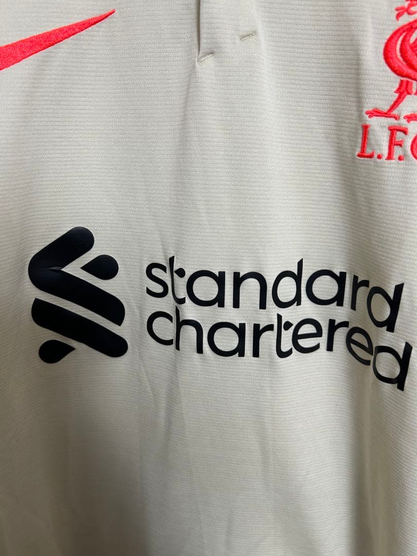 リヴァプール 21-22アウェイユニフォーム