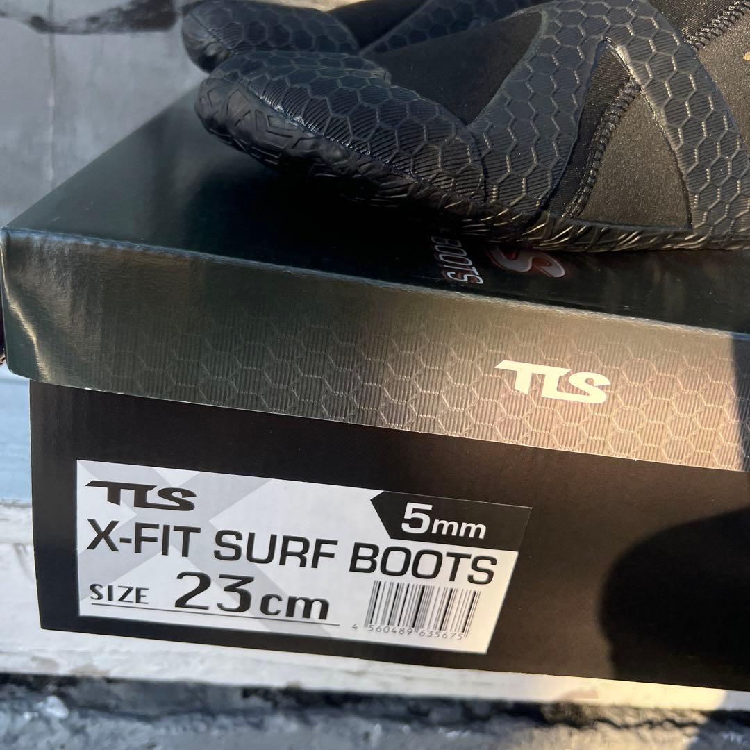 ツールス　サーフブーツ　エックスフィット　5ミリ　極暖防寒対策　サーフィン