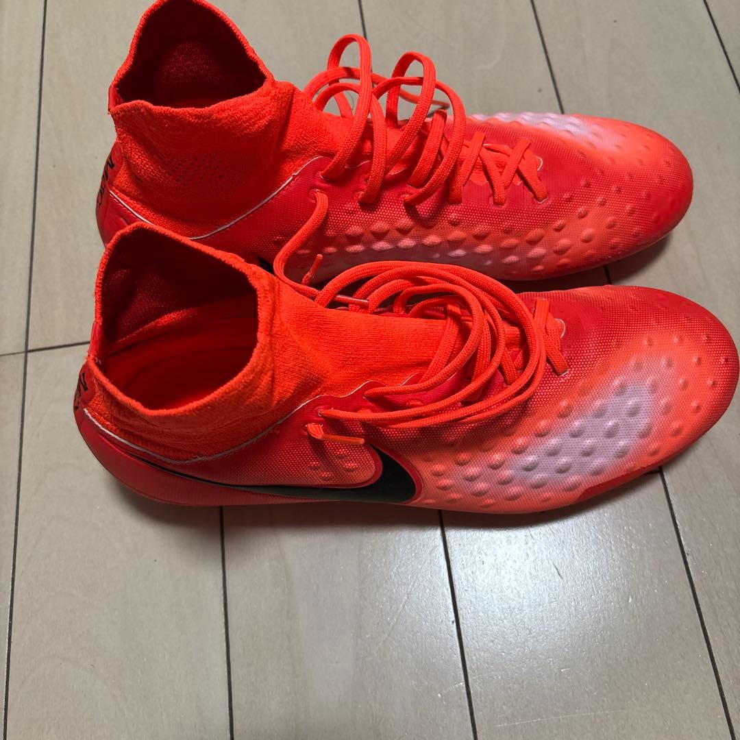 サッカースパイクナイキマジスタオーデンⅡ HG