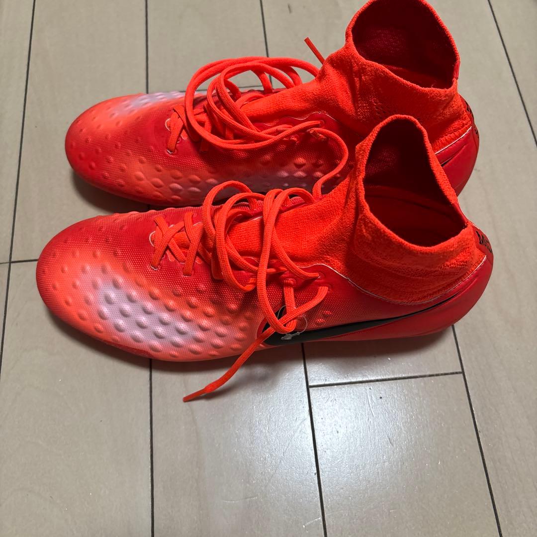サッカースパイクナイキマジスタオーデンⅡ HG