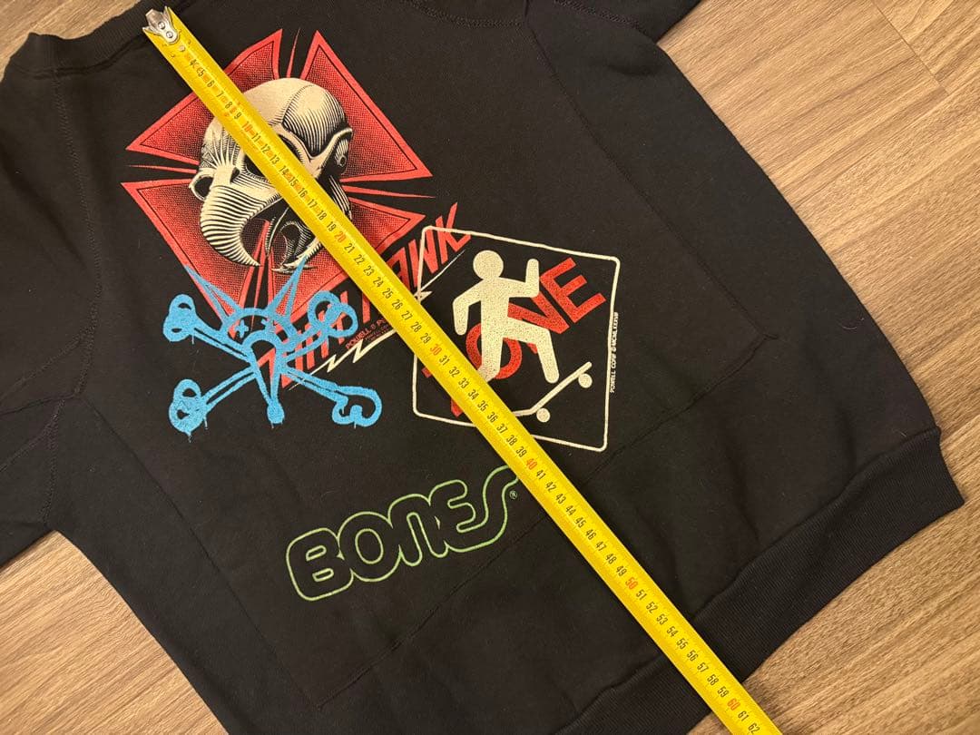 パウエル　マルチ　スウェット　powell ZORLAC santa cruz