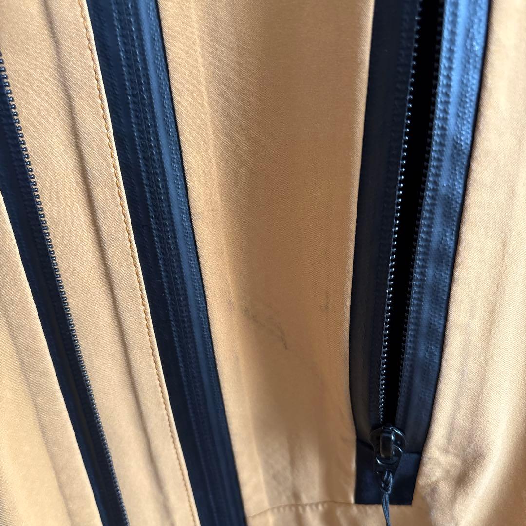 新春SALEデサントSIOシェルジャケットスキーウェア フード付きメンズM