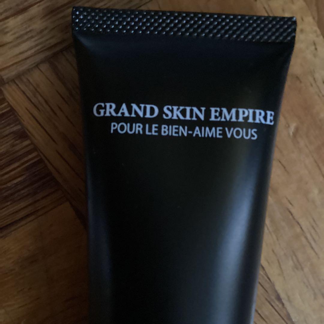 GRAND SKIN EMPIRE 美容液