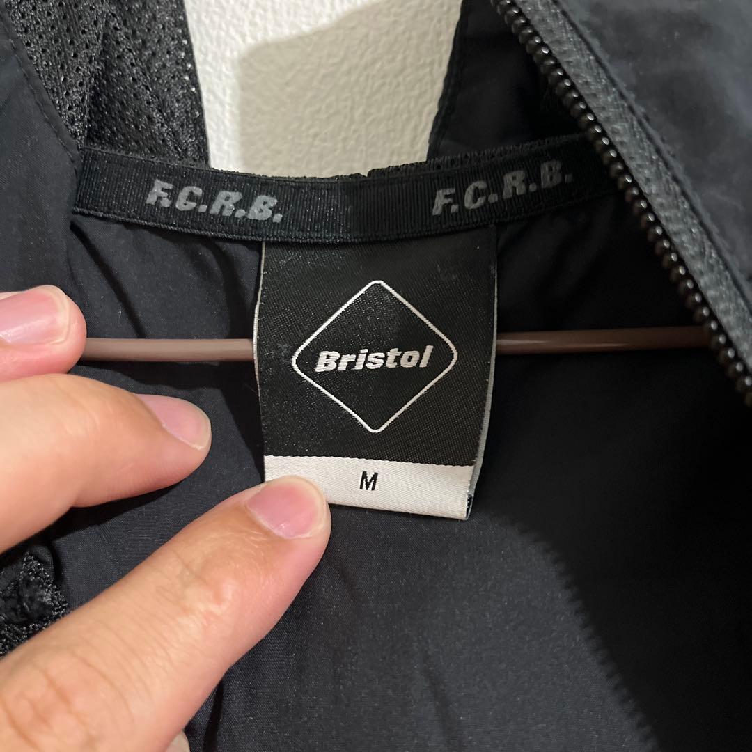 FCRB PACKABLE ANORAK ピステ