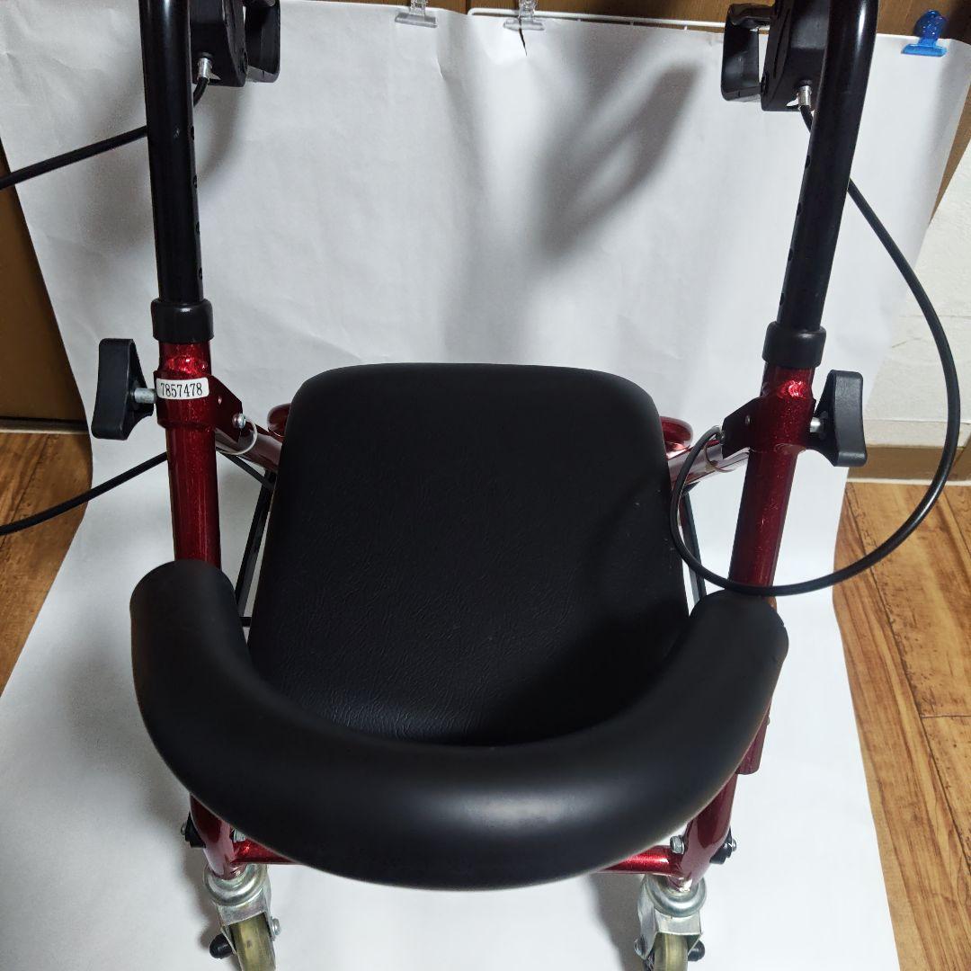 赤いシルバーカー 金属フレーム