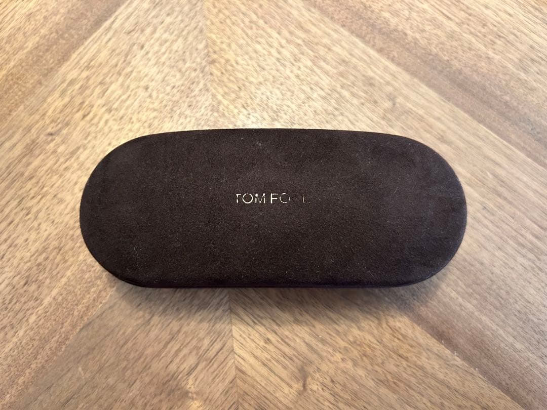 トムフォードサングラス　Andrea-02モデルTF539 カラー52F