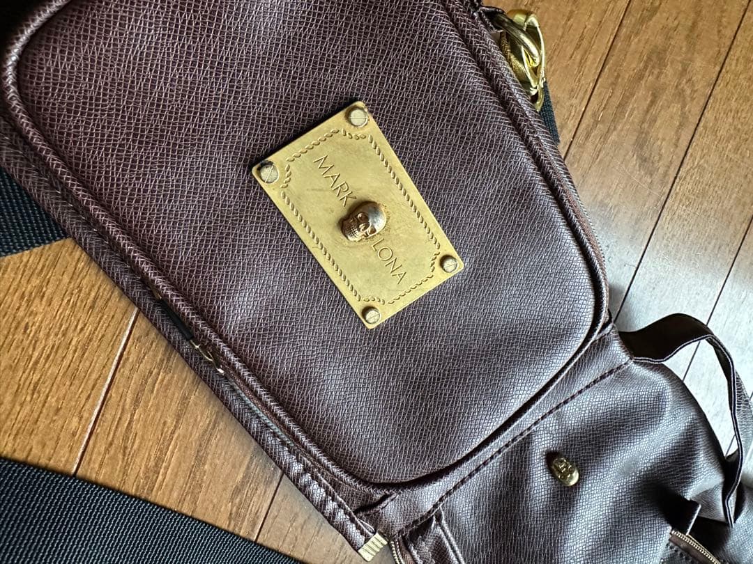 マーク&ロナMARK&LONA クラブケース ユニセックス スカル スタッズ