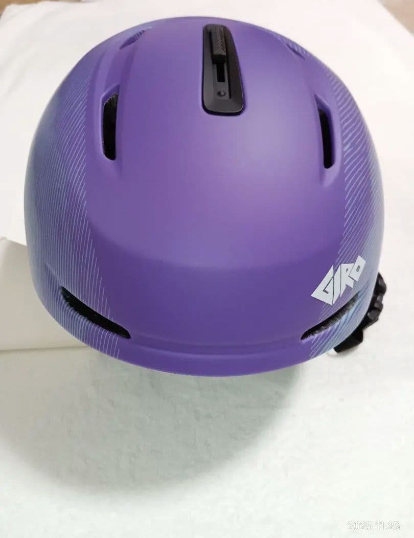 Giro 子ども用スキーヘルメット