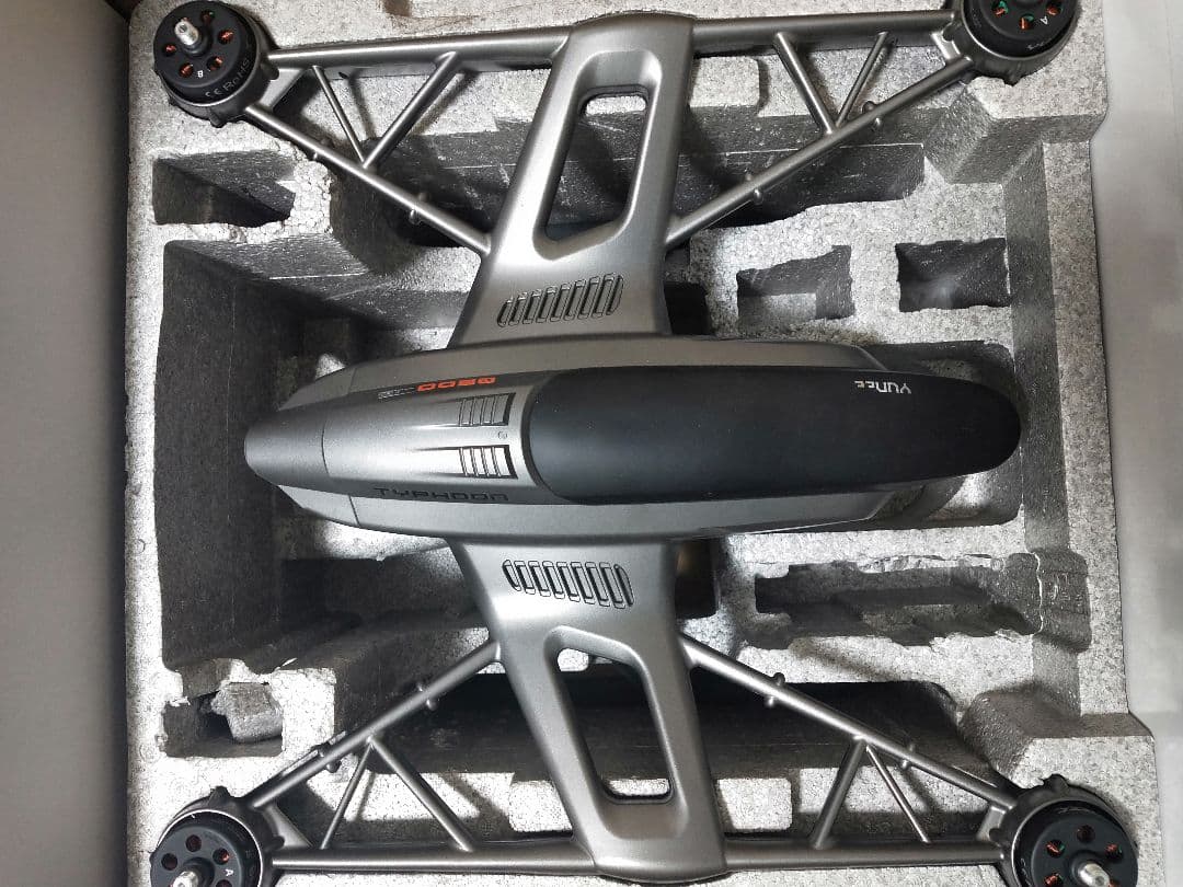 TYPHOON  Q500    ボディシェル