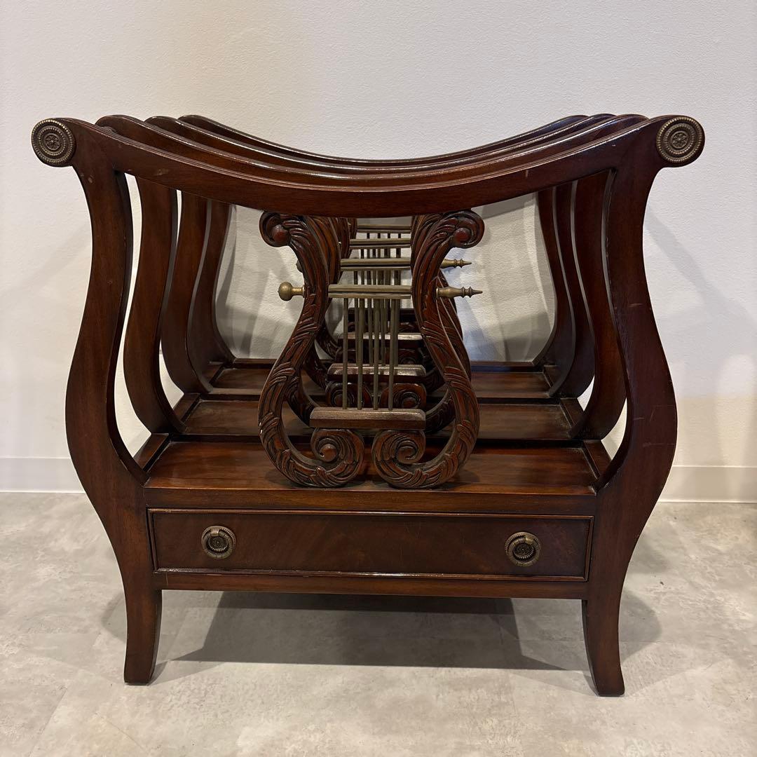 マガジンラック　ジャンセン　Jansen 細かな装飾あり