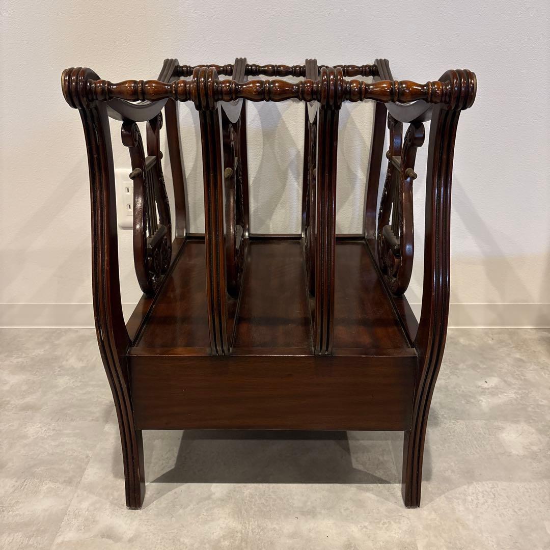 マガジンラック　ジャンセン　Jansen 細かな装飾あり