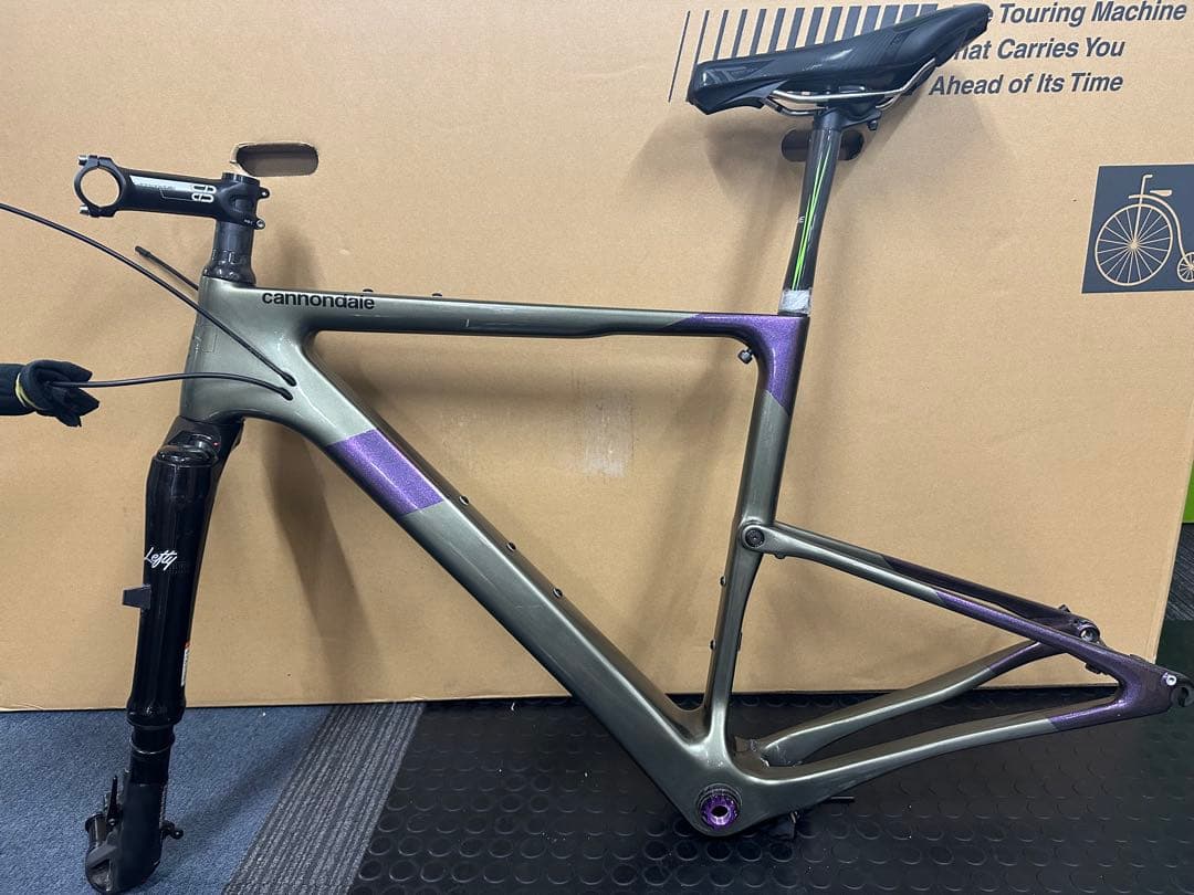 Cannondale TopstoneCarbon、LeftyOliverセット