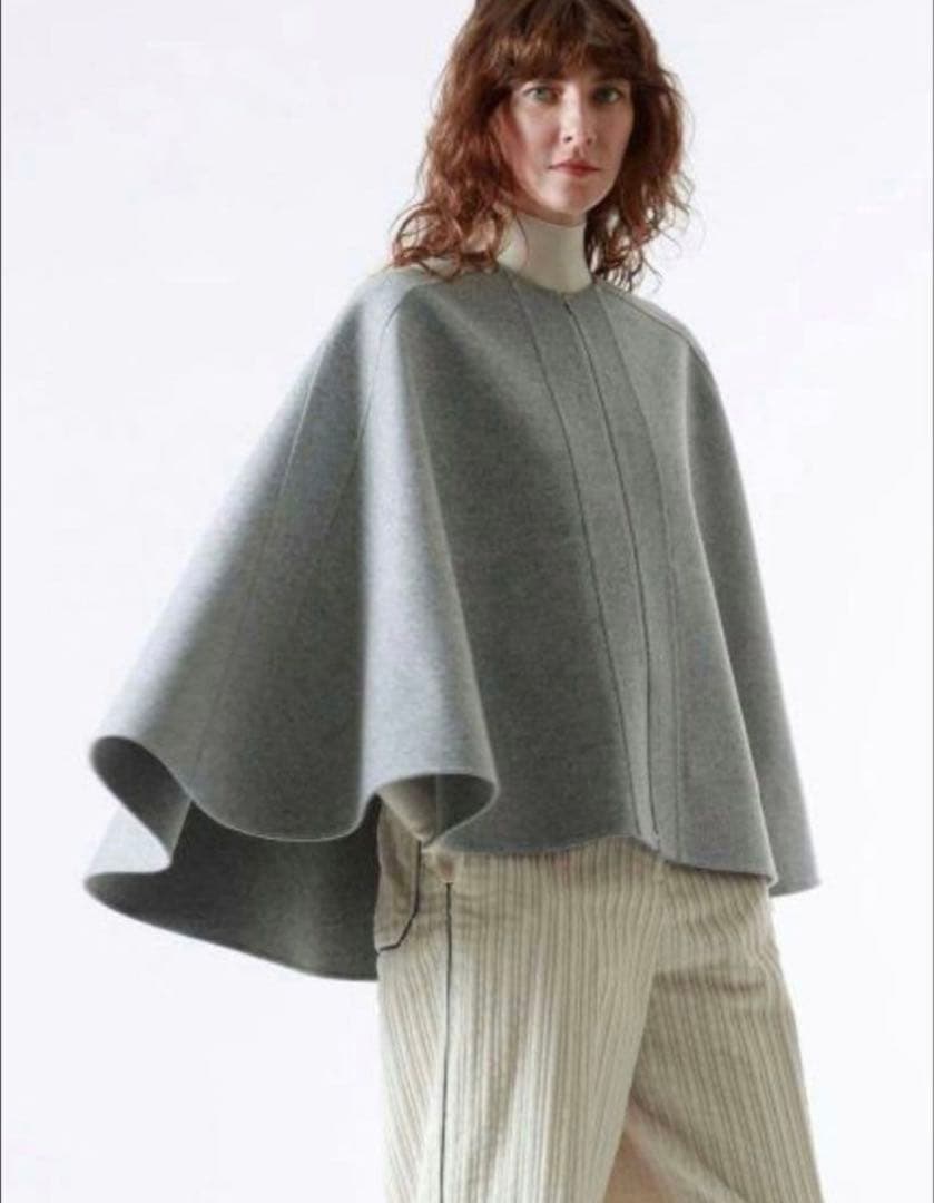 超美品 CYCLAS ポンチョ ケープ グレー 36 クリーニング済