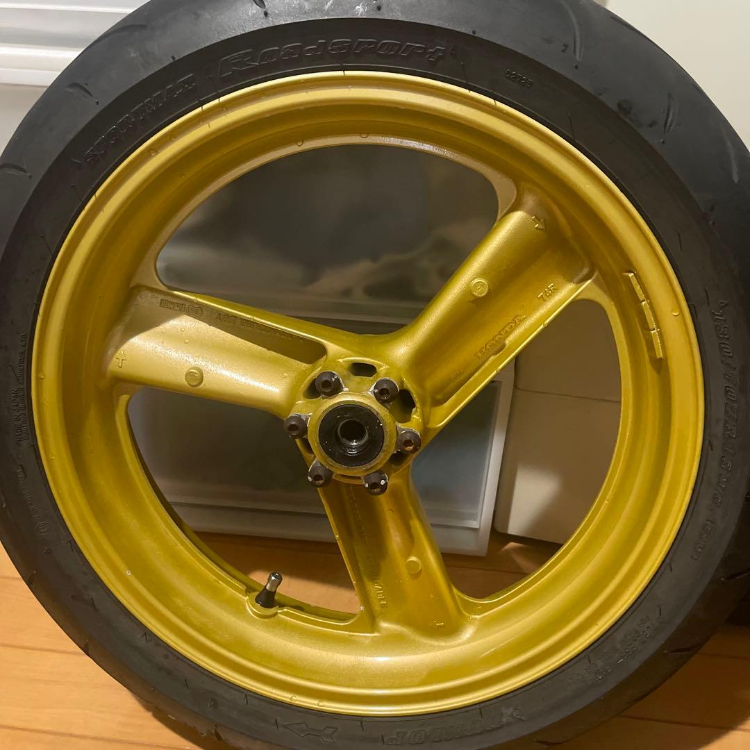 ホーネット250前輪ホイール純正16インチ - メルカリ