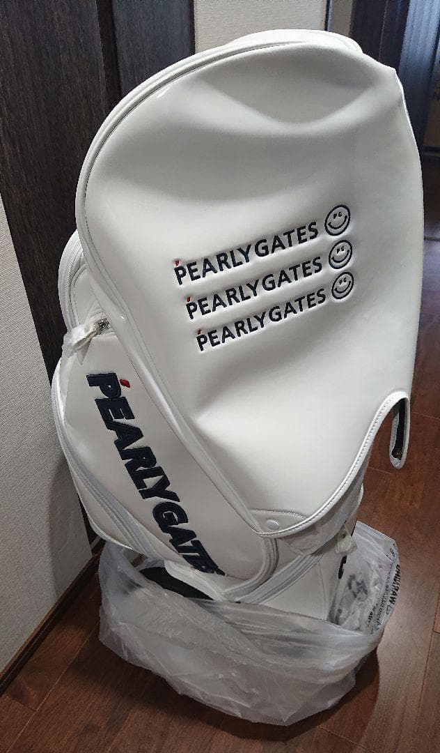 【新品・完売品】パーリーゲイツ　キャスター付　エナメル　キャディバッグ