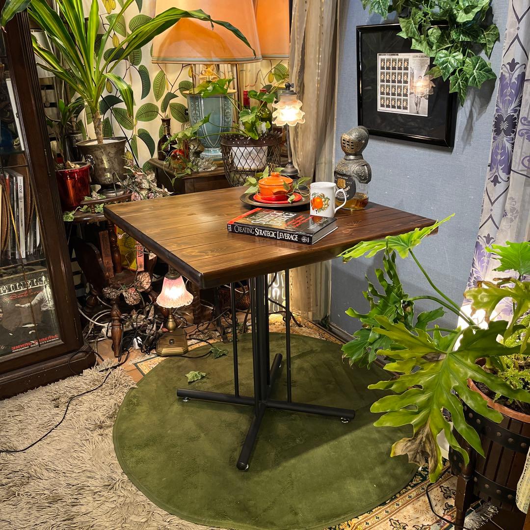 インダストリアル系　ヴィンテージ　オールドパイン　コンパクトダイニングテーブル