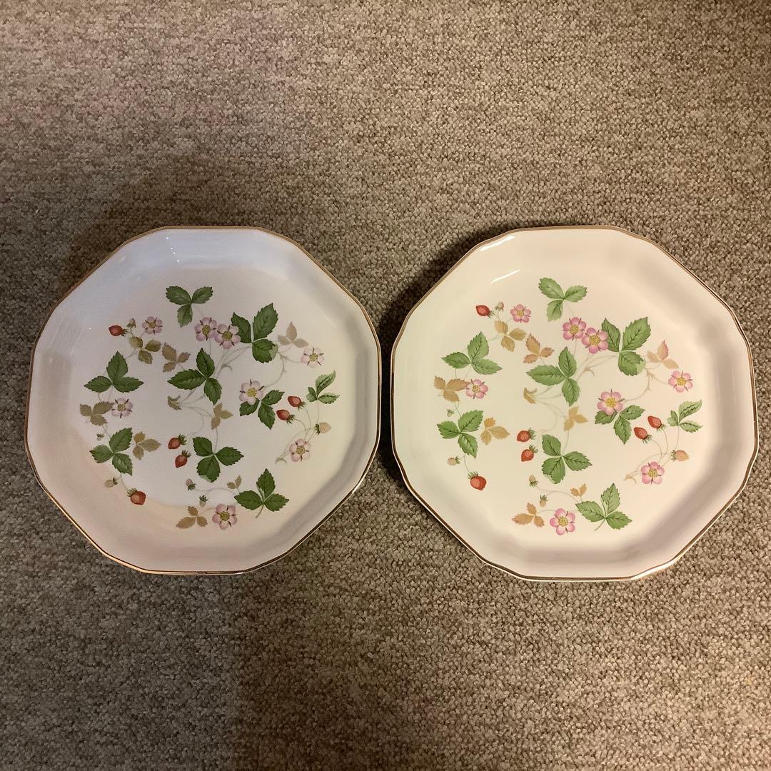 ウェッジウッド ワイルドストロベリー 八角皿2枚セット - メルカリ