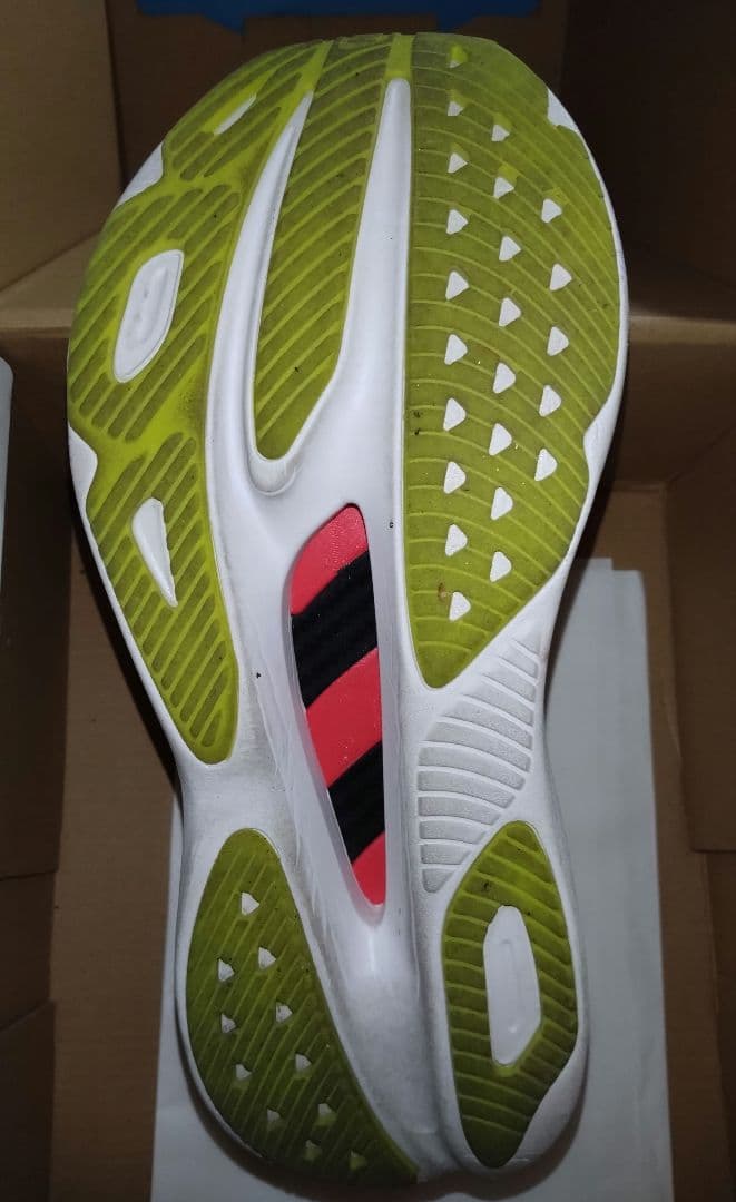 あ*い様 【値下げ❗❗】HOKA SKYWARD X 26.5cm　箱あり