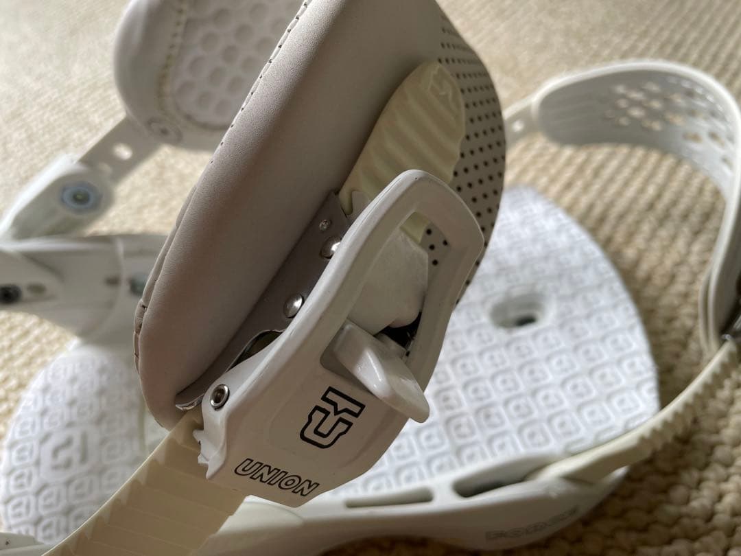 UNION FORCE Mサイズ　スノーボードビンディング