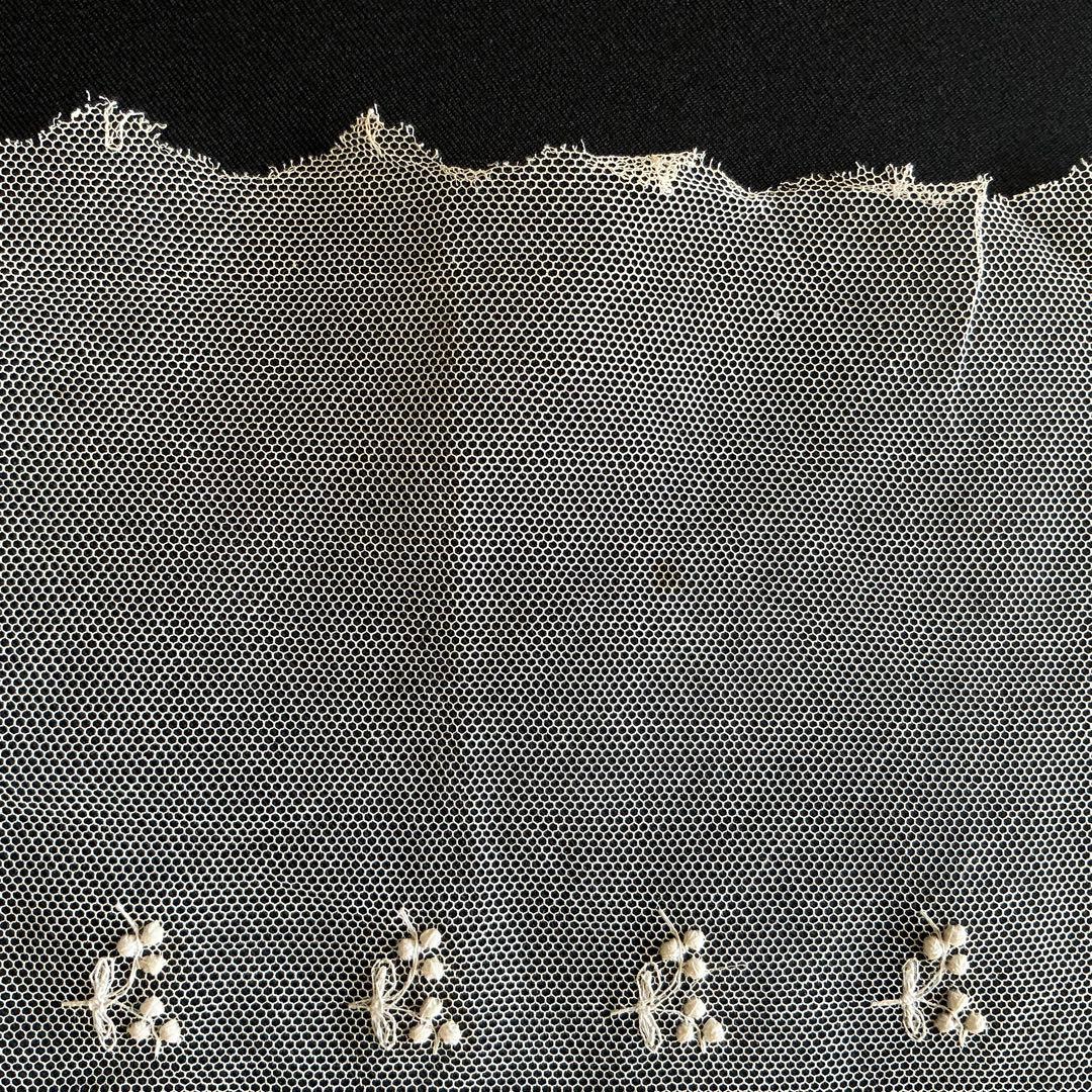 【２】フランスアンティーク　未使用　幅広　チュールレース　刺繍　ビスクドール