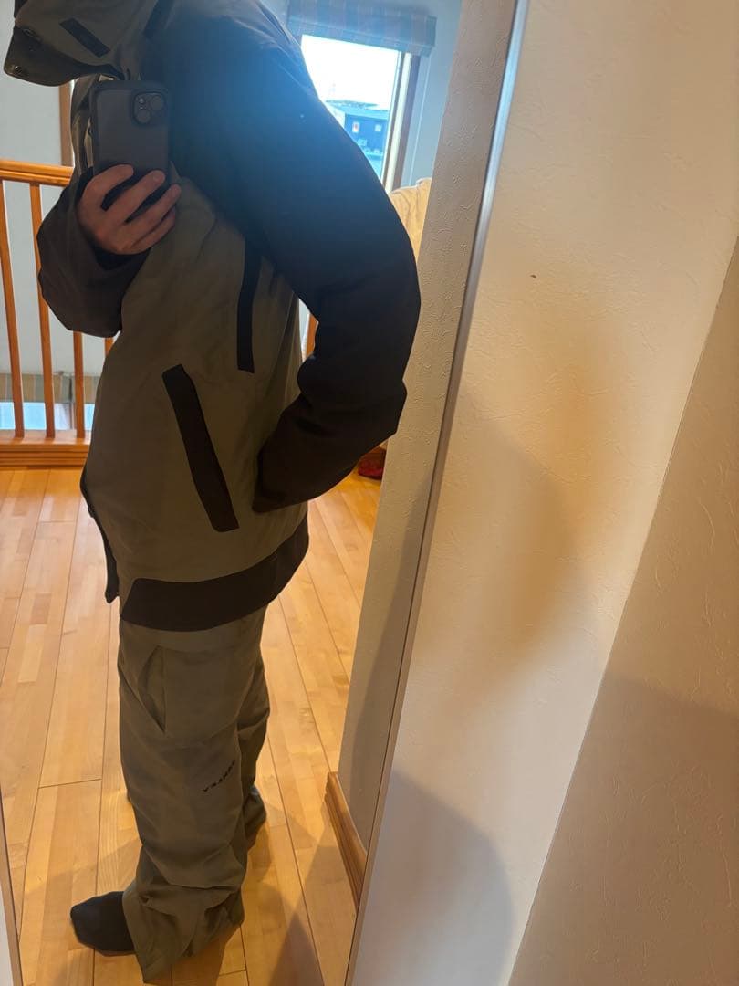 スキーウェア/ボードウェア/オークリー（上下セット）