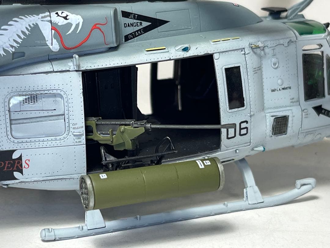 キティホーク 1/48 UH-1Y ヴェノム （完成品）