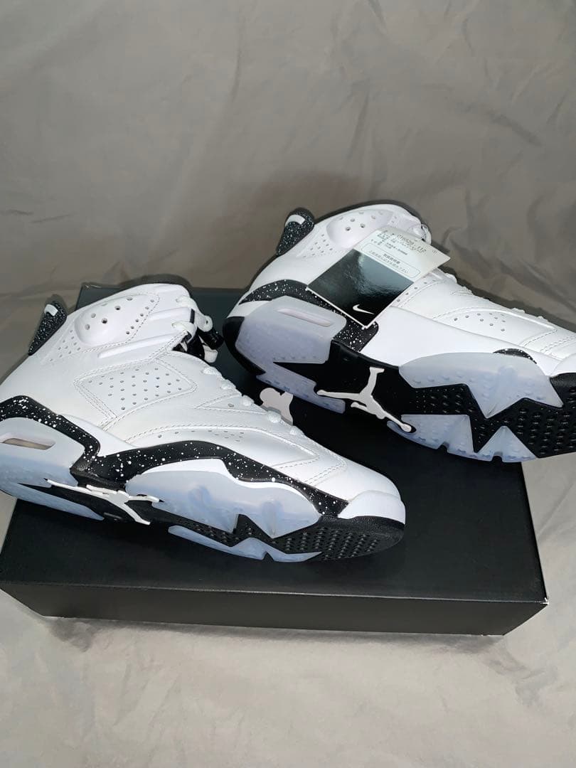 【新品】エア ジョーダン6【オレオ】ホワイト／ブラック 26cm ナイキ公式購入